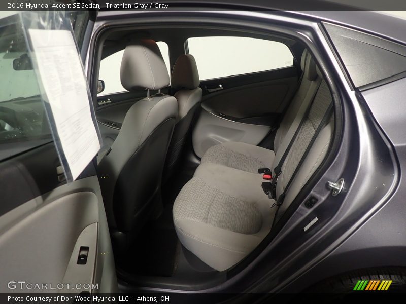 Triathlon Gray / Gray 2016 Hyundai Accent SE Sedan