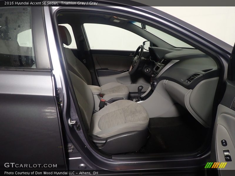 Triathlon Gray / Gray 2016 Hyundai Accent SE Sedan