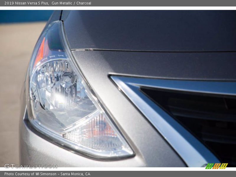 Gun Metallic / Charcoal 2019 Nissan Versa S Plus
