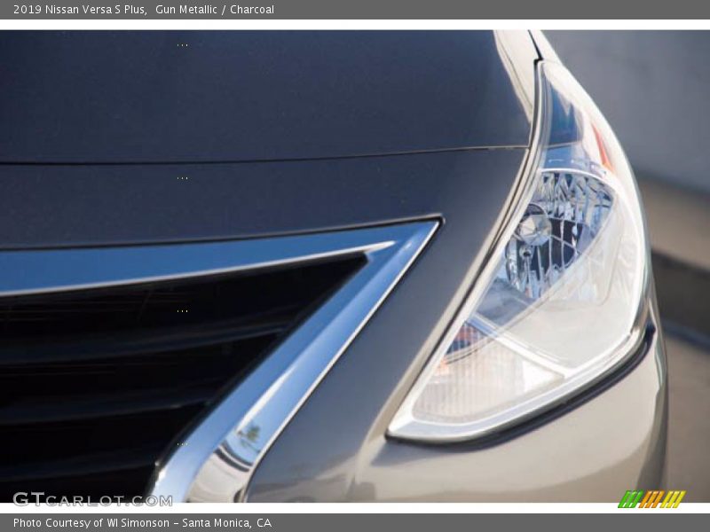 Gun Metallic / Charcoal 2019 Nissan Versa S Plus