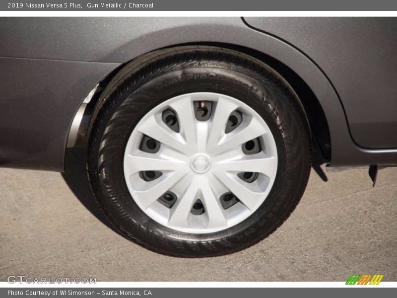 Gun Metallic / Charcoal 2019 Nissan Versa S Plus