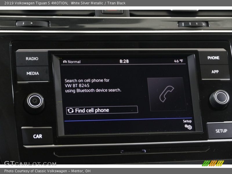 White Silver Metallic / Titan Black 2019 Volkswagen Tiguan S 4MOTION