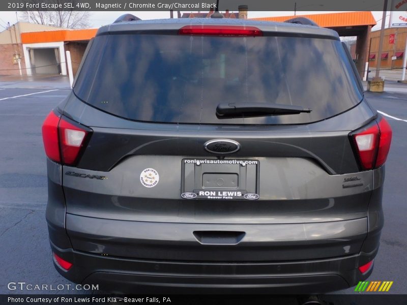 Magnetic / Chromite Gray/Charcoal Black 2019 Ford Escape SEL 4WD