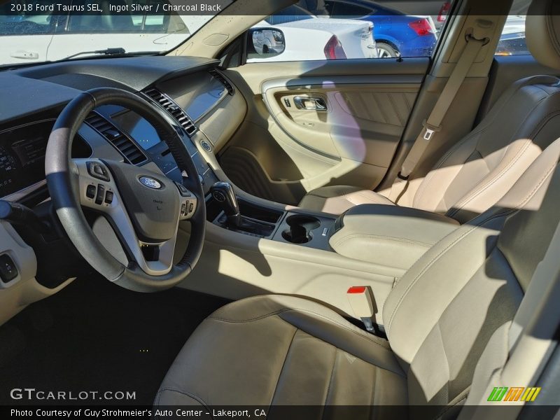 Ingot Silver / Charcoal Black 2018 Ford Taurus SEL