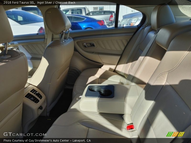 Ingot Silver / Charcoal Black 2018 Ford Taurus SEL