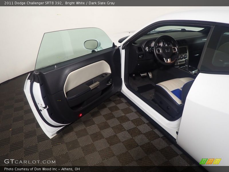 Bright White / Dark Slate Gray 2011 Dodge Challenger SRT8 392