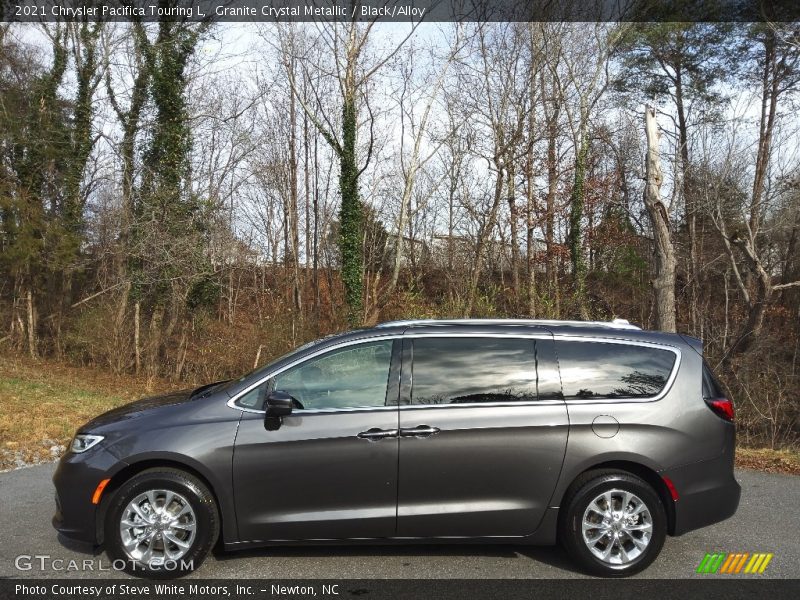 Granite Crystal Metallic / Black/Alloy 2021 Chrysler Pacifica Touring L