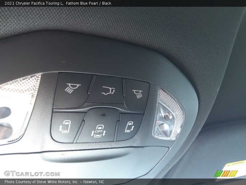 Fathom Blue Pearl / Black 2021 Chrysler Pacifica Touring L