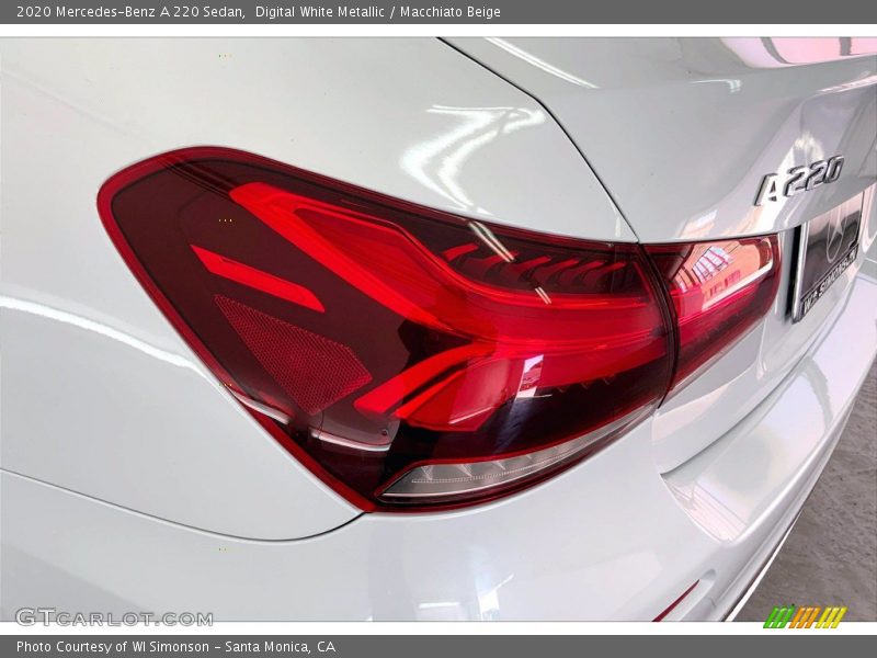 Digital White Metallic / Macchiato Beige 2020 Mercedes-Benz A 220 Sedan