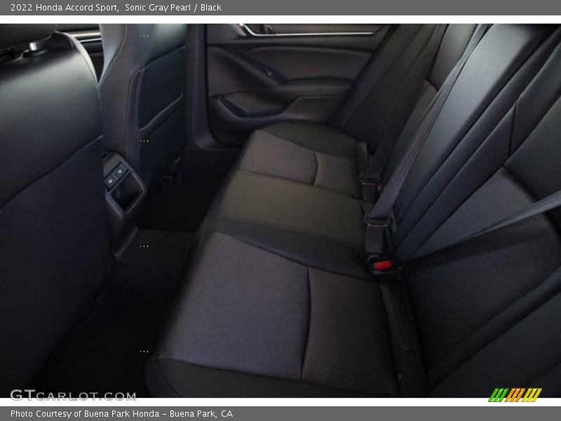 Sonic Gray Pearl / Black 2022 Honda Accord Sport