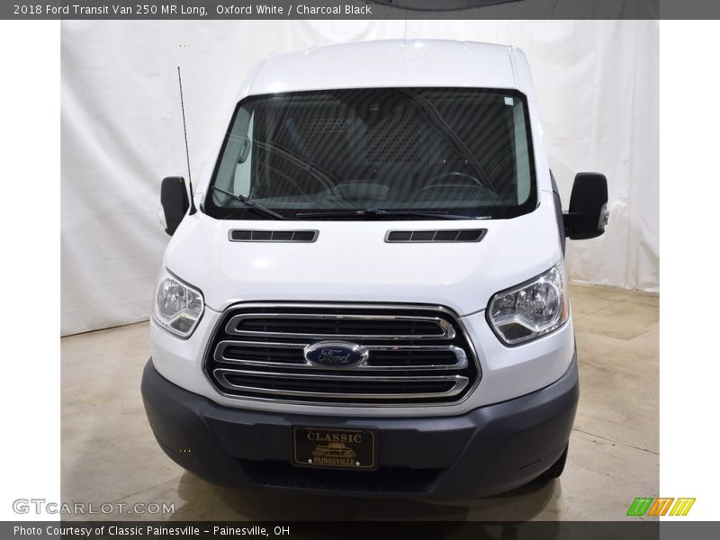 Oxford White / Charcoal Black 2018 Ford Transit Van 250 MR Long