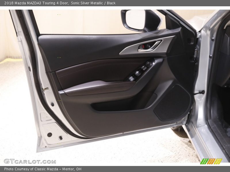 Sonic Silver Metallic / Black 2018 Mazda MAZDA3 Touring 4 Door