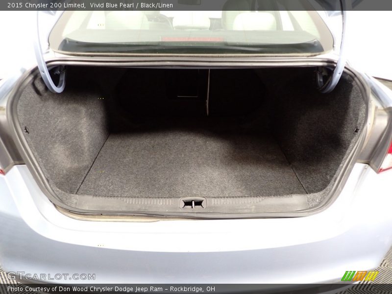 Vivid Blue Pearl / Black/Linen 2015 Chrysler 200 Limited