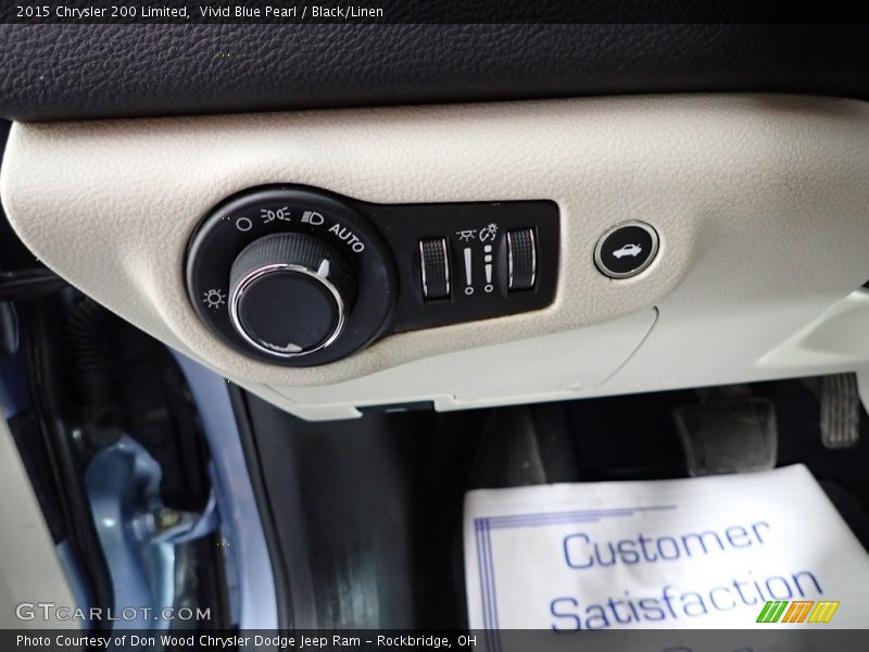 Vivid Blue Pearl / Black/Linen 2015 Chrysler 200 Limited