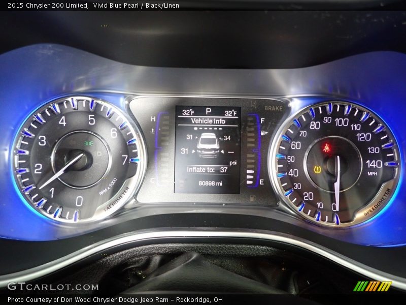 Vivid Blue Pearl / Black/Linen 2015 Chrysler 200 Limited