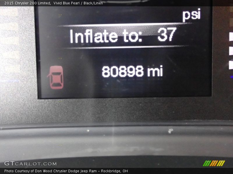 Vivid Blue Pearl / Black/Linen 2015 Chrysler 200 Limited
