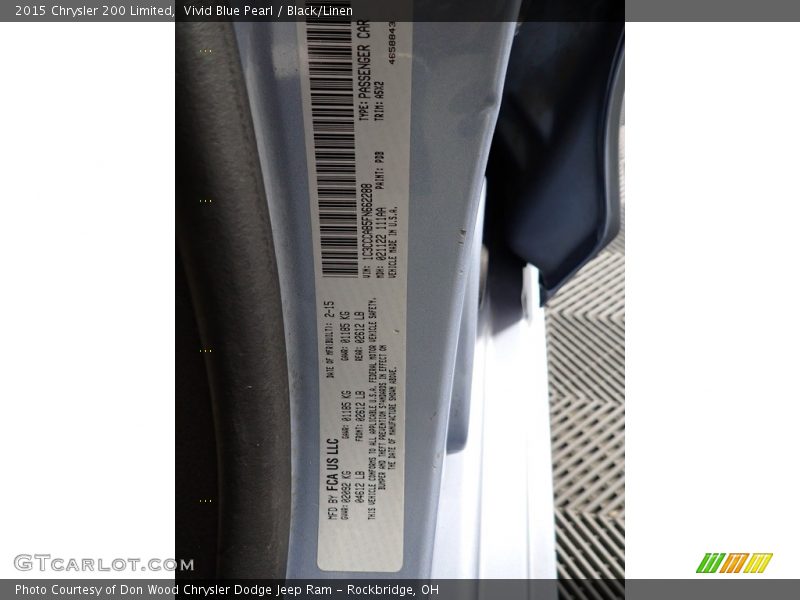 Vivid Blue Pearl / Black/Linen 2015 Chrysler 200 Limited