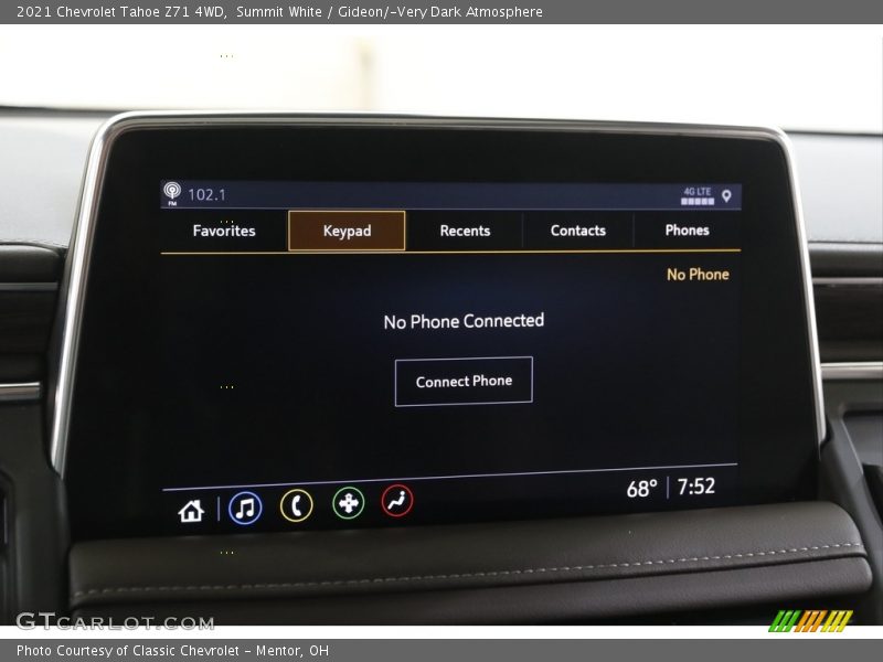Summit White / Gideon/­Very Dark Atmosphere 2021 Chevrolet Tahoe Z71 4WD