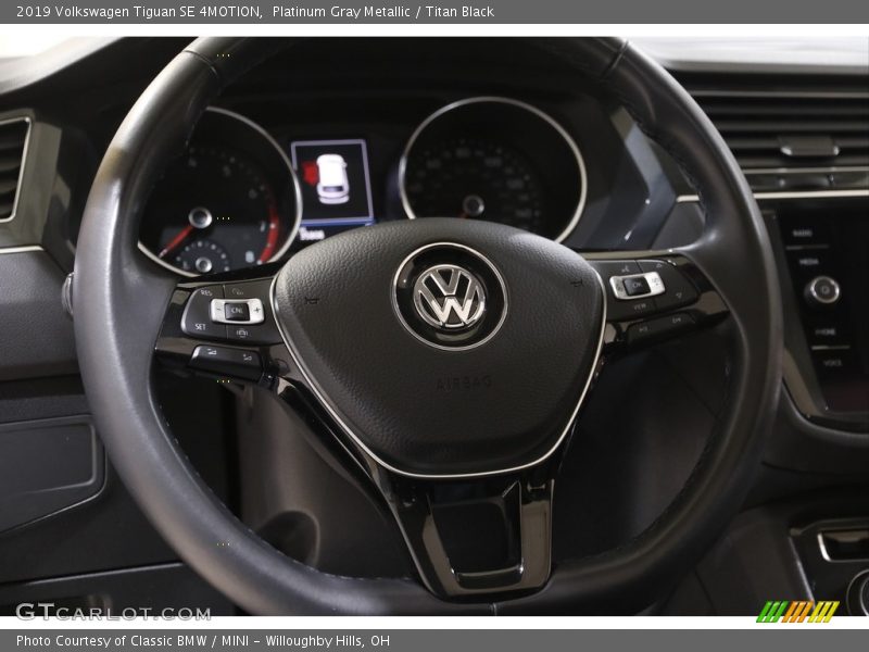 Platinum Gray Metallic / Titan Black 2019 Volkswagen Tiguan SE 4MOTION