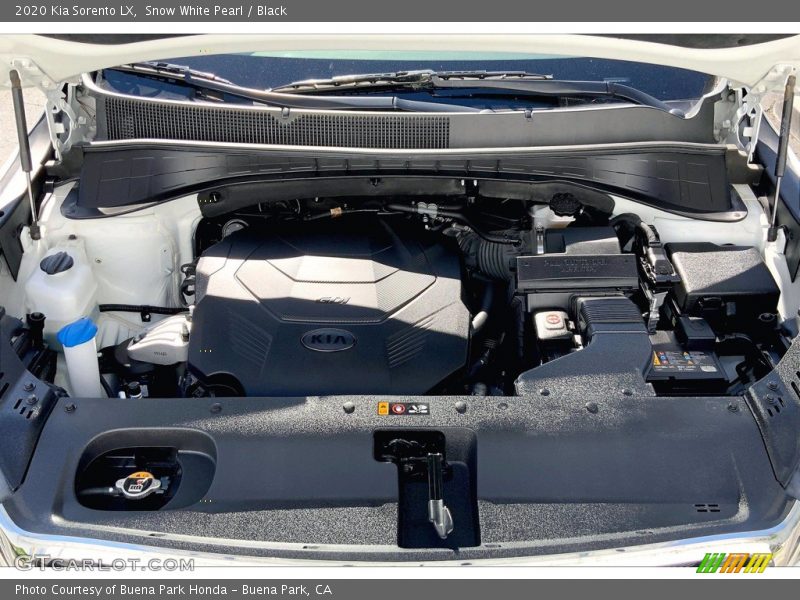 Snow White Pearl / Black 2020 Kia Sorento LX