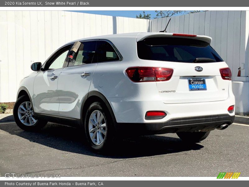 Snow White Pearl / Black 2020 Kia Sorento LX