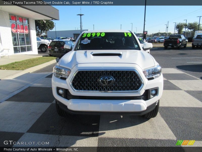 Super White / TRD Graphite 2019 Toyota Tacoma TRD Sport Double Cab