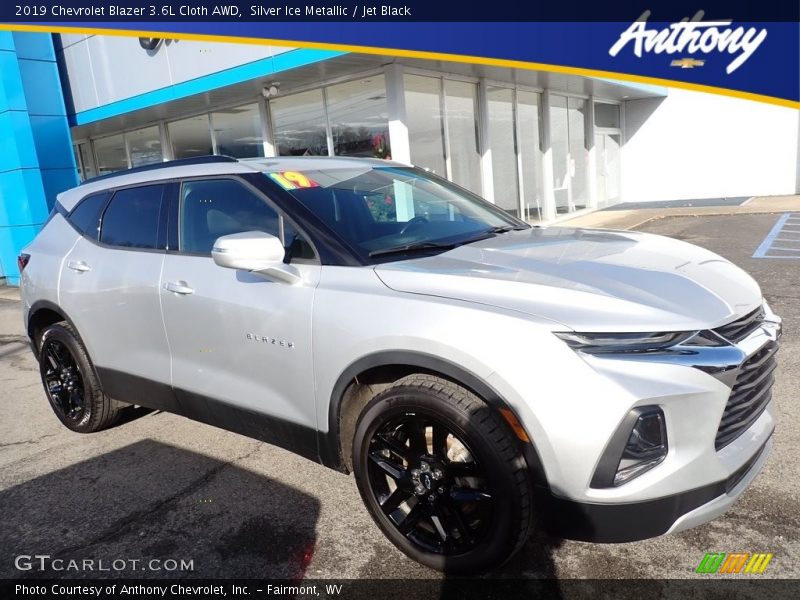 Silver Ice Metallic / Jet Black 2019 Chevrolet Blazer 3.6L Cloth AWD