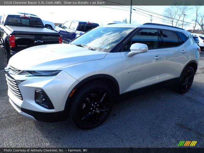 Silver Ice Metallic / Jet Black 2019 Chevrolet Blazer 3.6L Cloth AWD