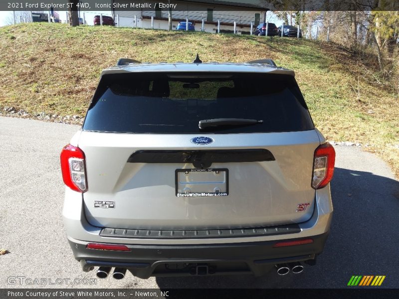 Iconic Silver Metallic / Ebony 2021 Ford Explorer ST 4WD
