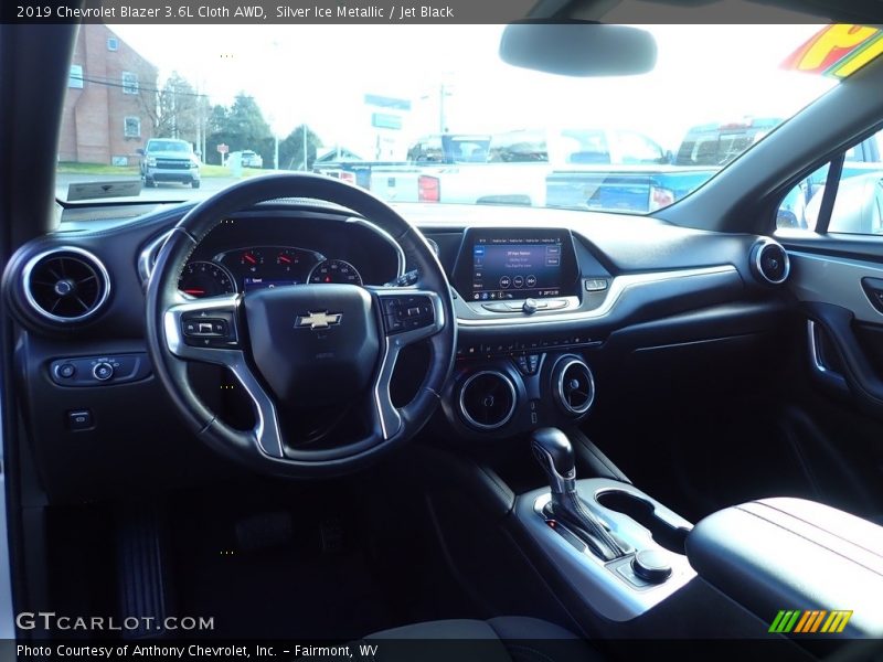 Silver Ice Metallic / Jet Black 2019 Chevrolet Blazer 3.6L Cloth AWD