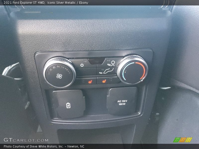 Iconic Silver Metallic / Ebony 2021 Ford Explorer ST 4WD