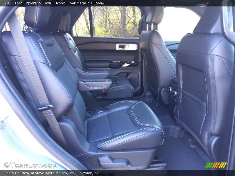Iconic Silver Metallic / Ebony 2021 Ford Explorer ST 4WD