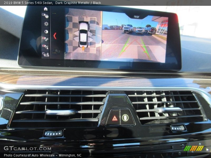 Dark Graphite Metallic / Black 2019 BMW 5 Series 540i Sedan