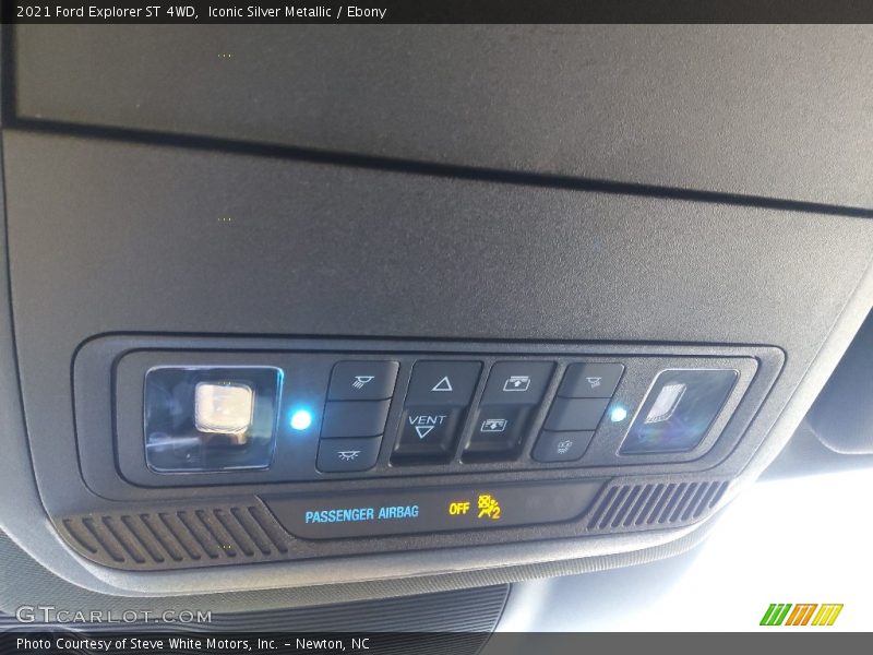 Iconic Silver Metallic / Ebony 2021 Ford Explorer ST 4WD