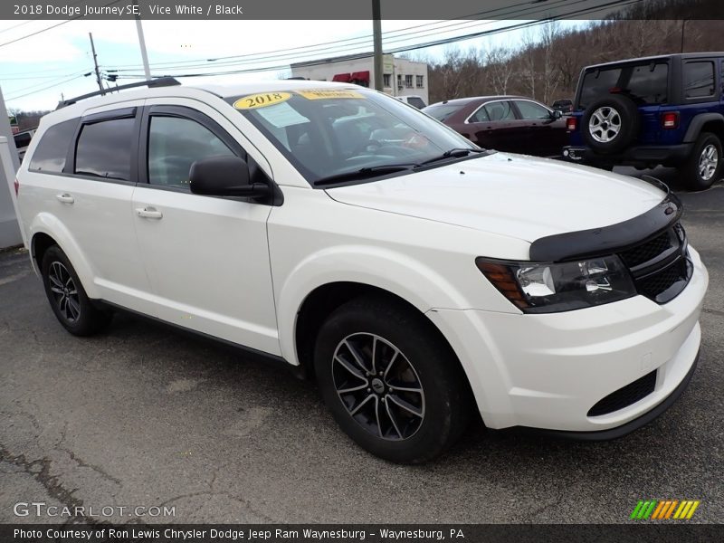 Vice White / Black 2018 Dodge Journey SE