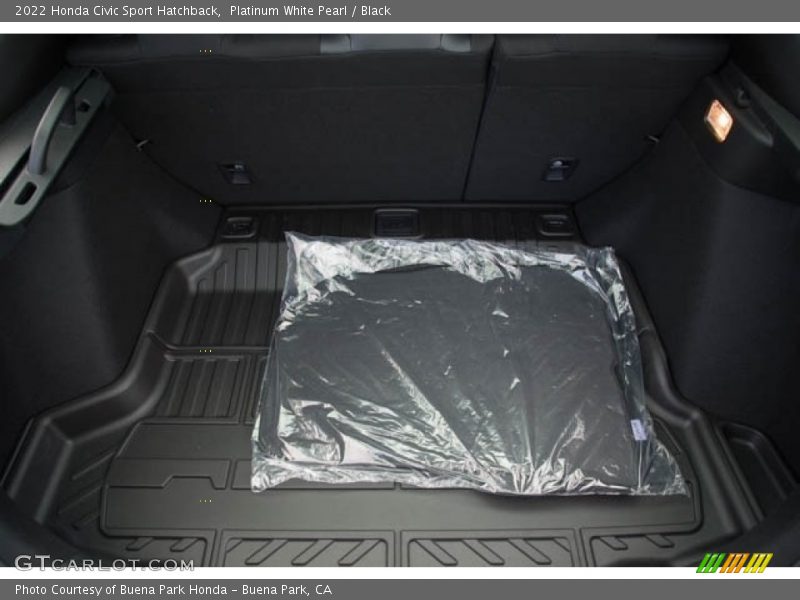 Platinum White Pearl / Black 2022 Honda Civic Sport Hatchback