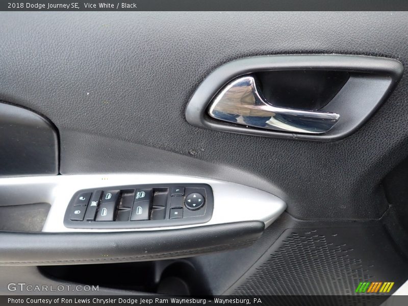 Vice White / Black 2018 Dodge Journey SE
