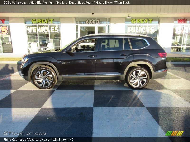 Deep Black Pearl / Mauro Brown/Titan Black 2021 Volkswagen Atlas SEL Premium 4Motion