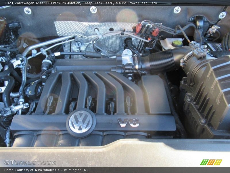 Deep Black Pearl / Mauro Brown/Titan Black 2021 Volkswagen Atlas SEL Premium 4Motion