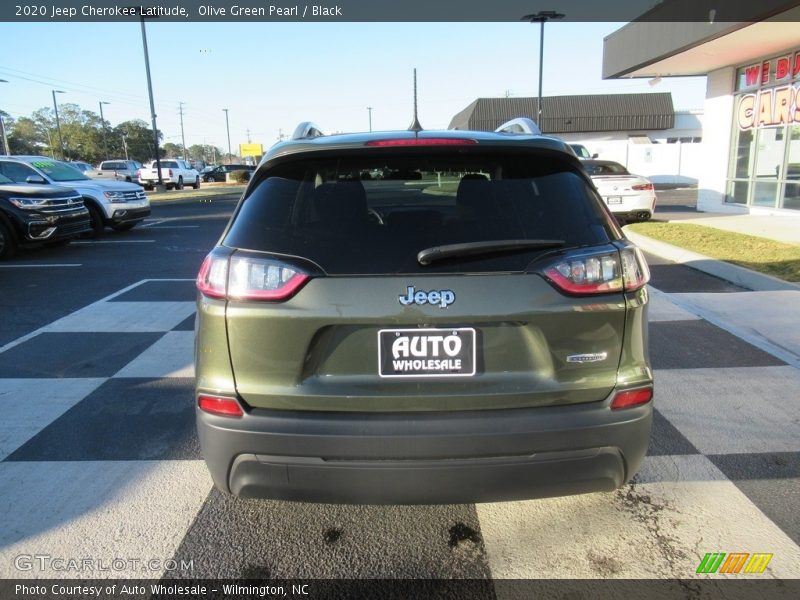 Olive Green Pearl / Black 2020 Jeep Cherokee Latitude