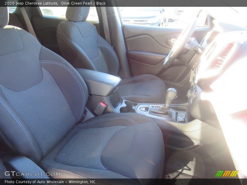 Olive Green Pearl / Black 2020 Jeep Cherokee Latitude