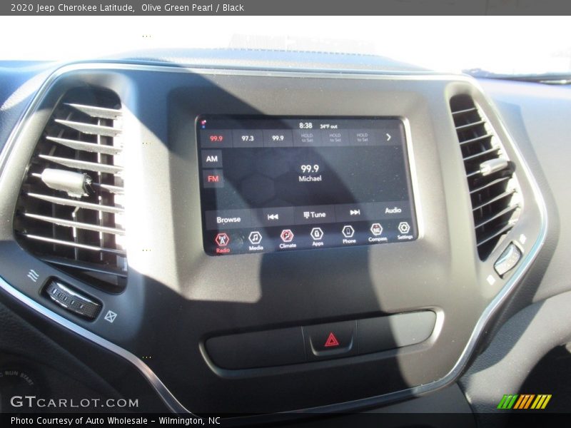 Olive Green Pearl / Black 2020 Jeep Cherokee Latitude