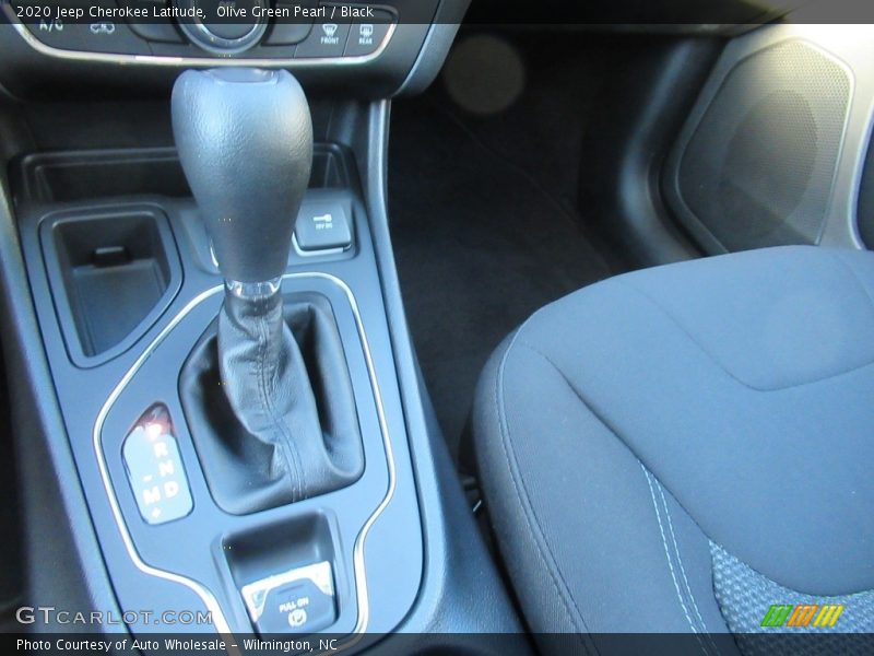 Olive Green Pearl / Black 2020 Jeep Cherokee Latitude