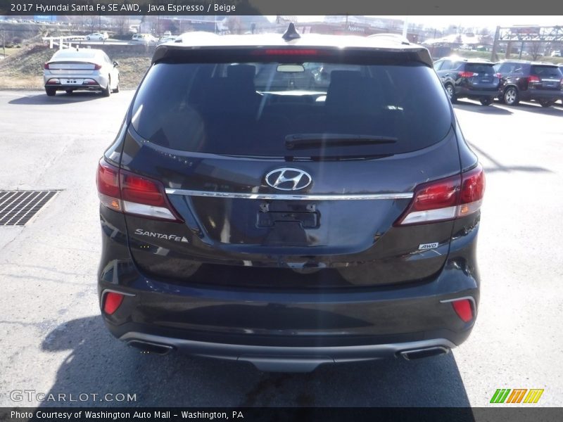 Java Espresso / Beige 2017 Hyundai Santa Fe SE AWD