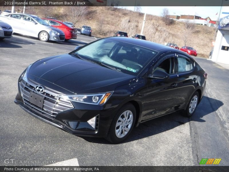 Phantom Black / Black 2019 Hyundai Elantra SE