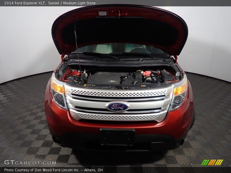 Sunset / Medium Light Stone 2014 Ford Explorer XLT
