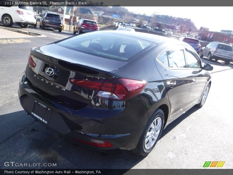 Phantom Black / Black 2019 Hyundai Elantra SE