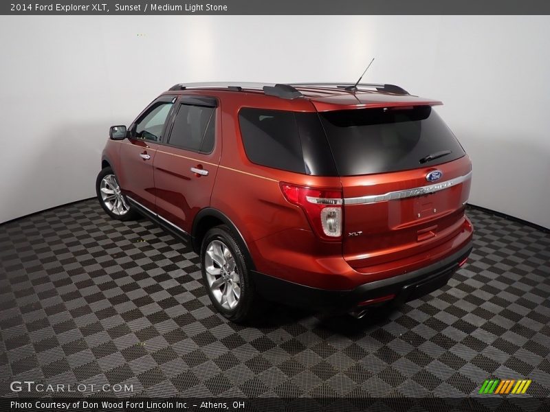 Sunset / Medium Light Stone 2014 Ford Explorer XLT