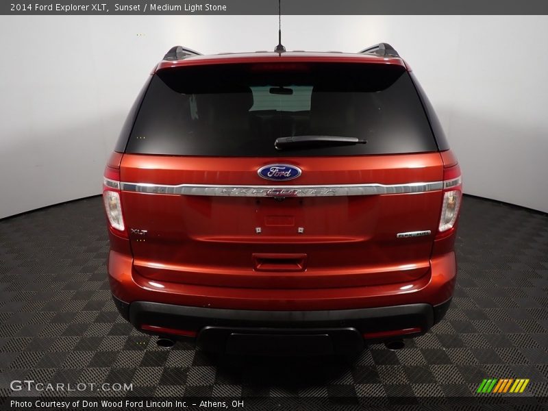 Sunset / Medium Light Stone 2014 Ford Explorer XLT