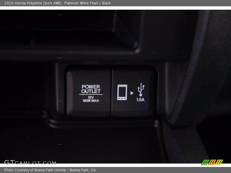 Platinum White Pearl / Black 2020 Honda Ridgeline Sport AWD
